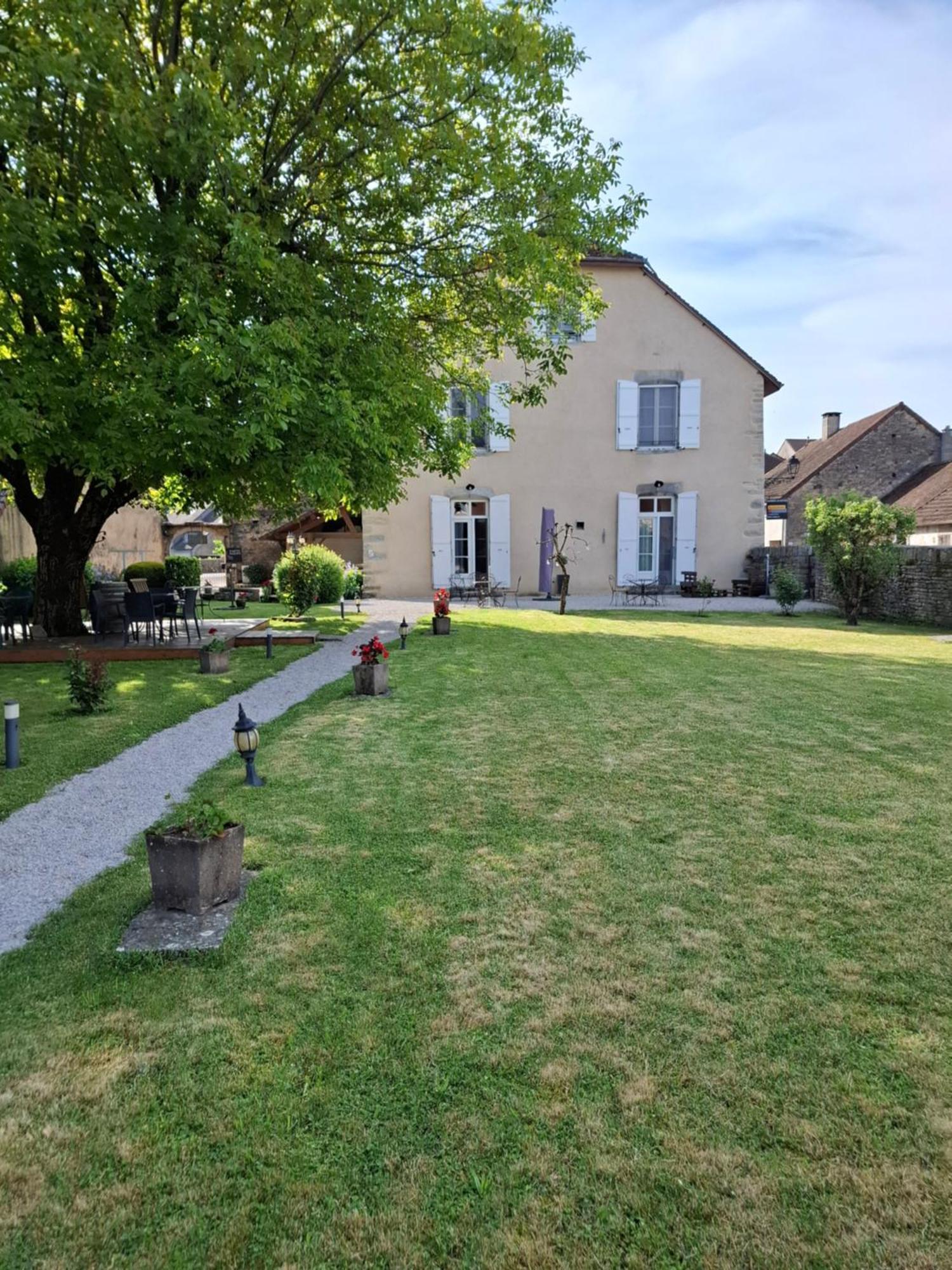 Maison D'Eusebia Château-Chalon 外观 照片